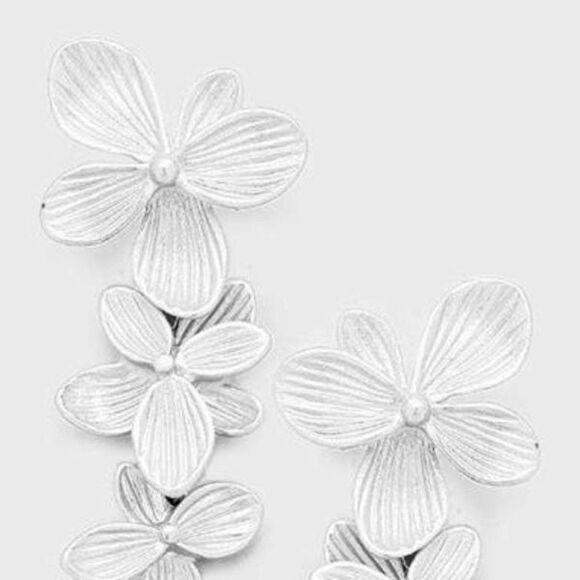 5/$25 Triple Metal Flower Matte Silver Earrings - Picture 4 of 7